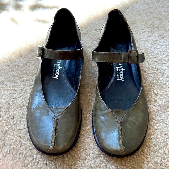 EVERYBODY By BZ MODA Green Leather Dante 36.5 - Picture 4 of 10